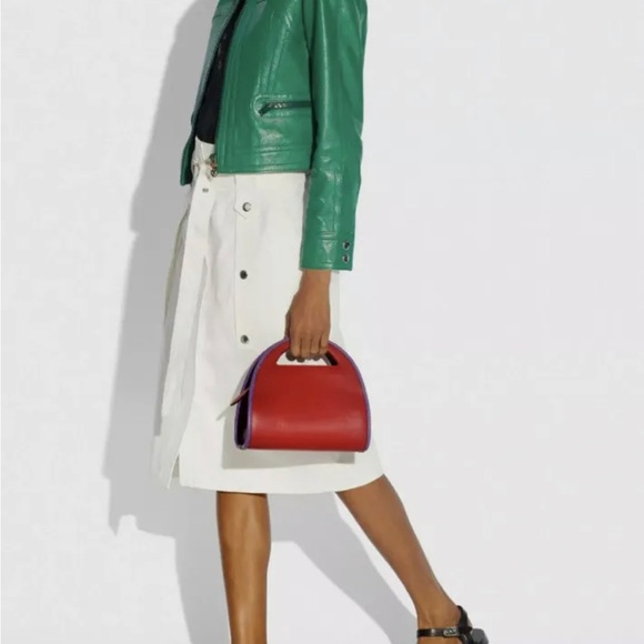 Coach Done Handbag $395 SOLD OUT - Picture 8 of 9